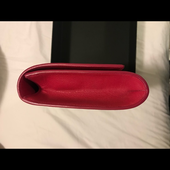 YSL Clutch - Picture 4 of 7